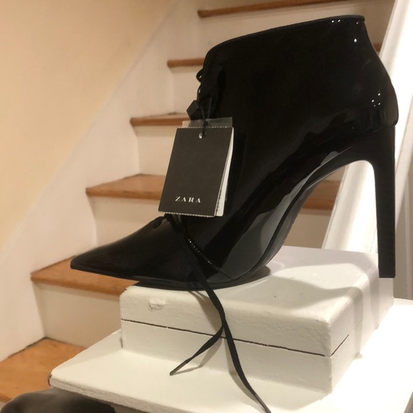 Black Patten - Picture 3 of 3